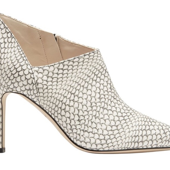 Cole Haan Vestry Pointed Toe Pump Black/White Snake Embossed Leather Sz 9B - Picture 7 of 8